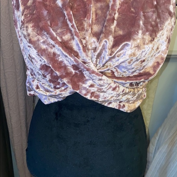 Velvet Top - Picture 4 of 7
